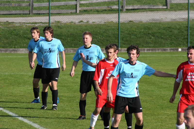 gal/08. Spieltag- SV Reischach-Rasen/2006-10-24 - SVR gg. Rasen-Antholz 018.jpg